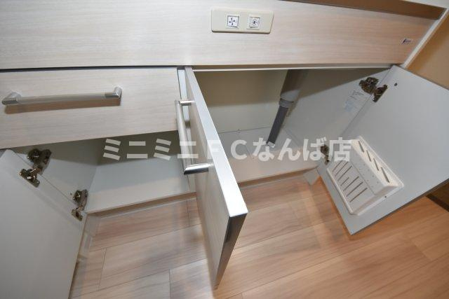 セレニテ難波リアン