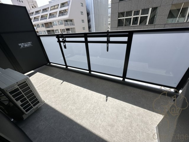 コンフォリア・リヴ東梅田のバルコニー