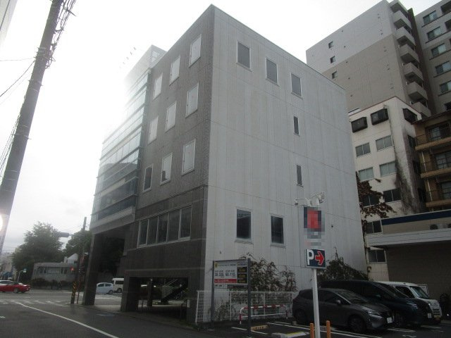平塚市宮の前の倉庫