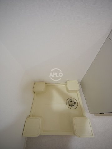 Y&Rino Residenceの洗面所|Y&Rino Residence　室内洗濯機置き場