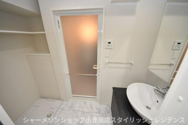 ヒルクレスト片野グランデⅠの玄関