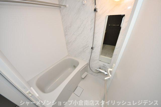 ヒルクレスト片野グランデⅠの浴室