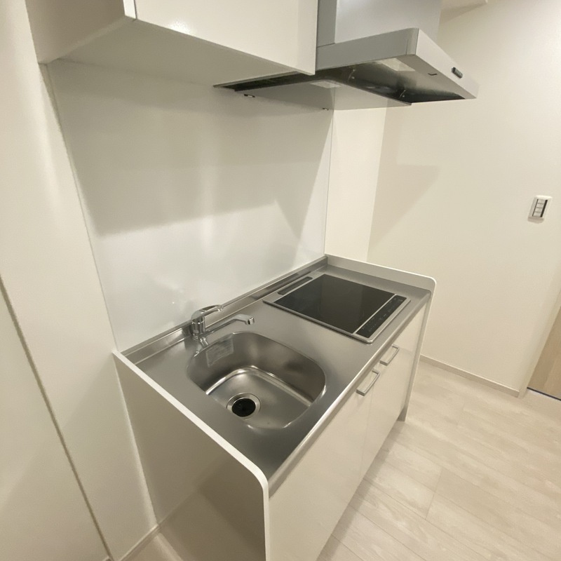 MELLAS北千住のキッチン|別号室イメージの為、現状を優先致します。