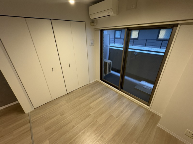【寝室】 | セノアタワー新大阪