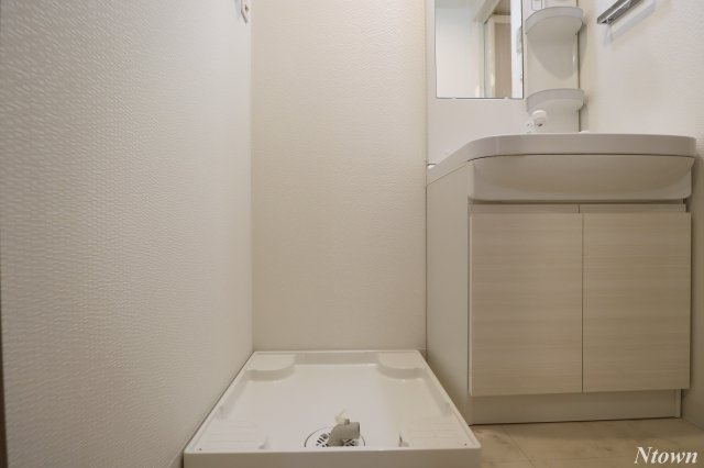 【洗面所】 | S-RESIDENCE浄心 | ゆったりとスペースのある洗面所