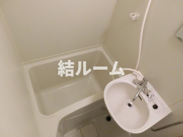 新宿区下落合１丁目の賃貸マンションの浴室