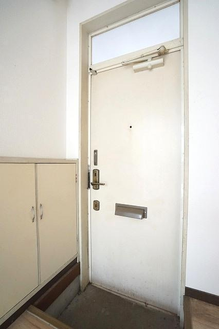 福岡市南区井尻５丁目のアパートの玄関|物件の画像6