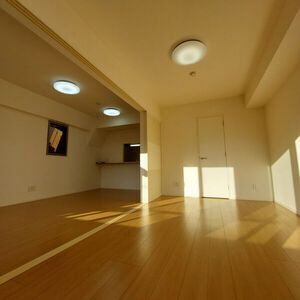 【居間・リビング】 | クレストパーク豪徳寺