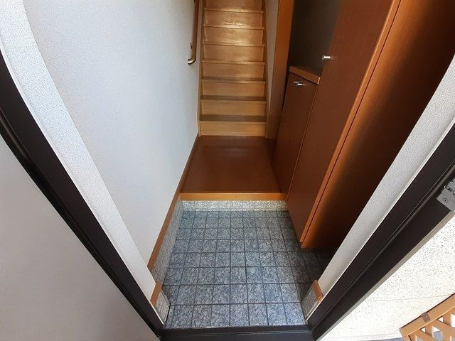 クレディ彩Ⅱの玄関