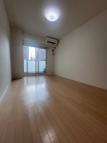 RIDGE大曾根　名古屋市賃貸　仲介手数料無料の居間・リビング
