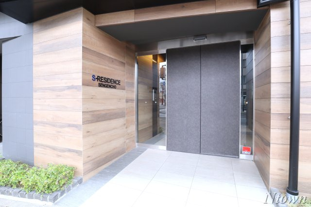 【エントランス】 | S-RESIDENCE浅間町 | 清潔なエントランスです