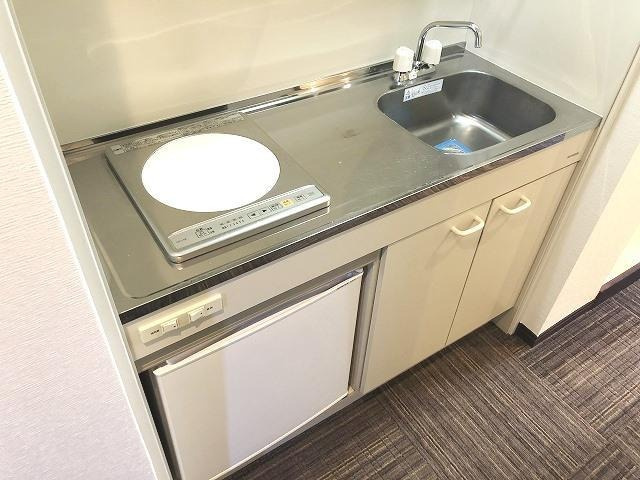 福岡市博多区祇園町の賃貸マンションのキッチン|物件の画像4