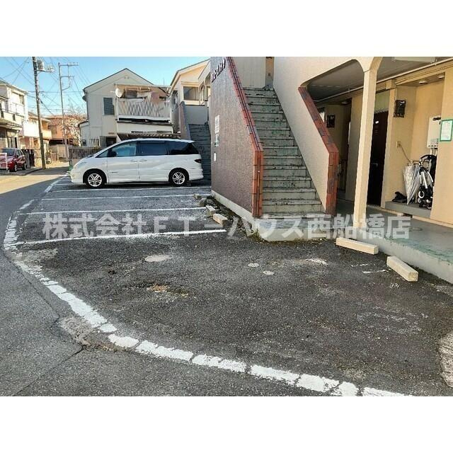 第一ローズハイツの駐車場