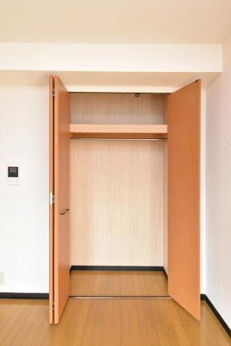 福岡市西区小戸４丁目の賃貸マンションの収納|物件の画像7