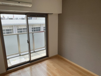【居間・リビング】 | グランパシフィック大国町 仲介手数料無料