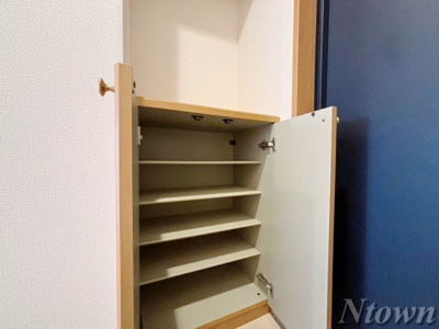 【収納】 | ロイヤルピジョン岩塚 | たっぷりとした収納スペースです