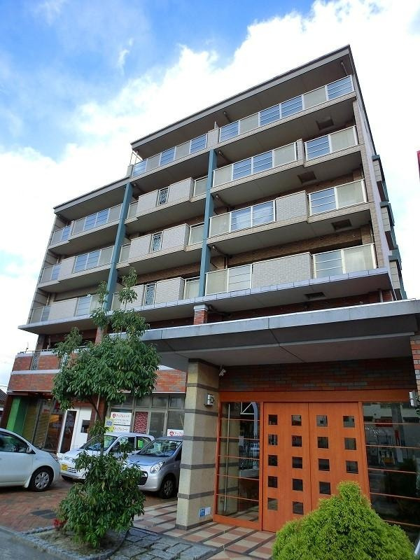 福岡市博多区諸岡１丁目の賃貸マンション