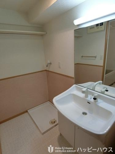 福岡市博多区諸岡１丁目の賃貸マンションの洗面所|物件の画像9
