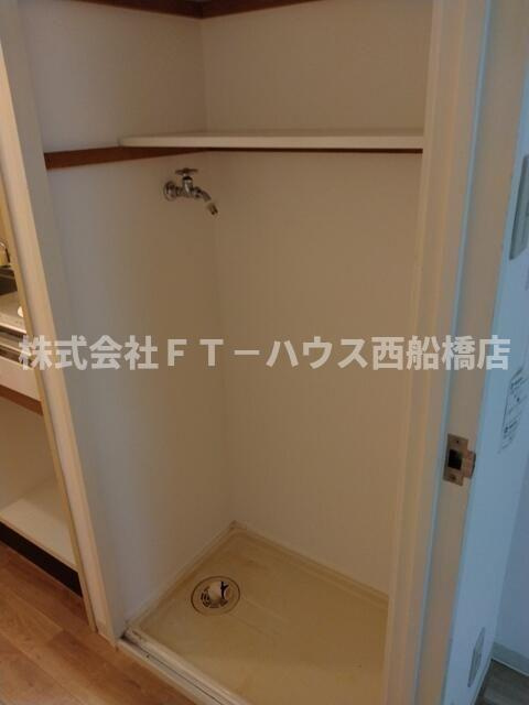 ジュネパレス市川第27の洗面所