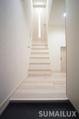 熊本市中央区帯山５丁目のアパートの玄関