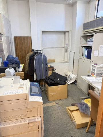 柏原町店舗住宅の内装