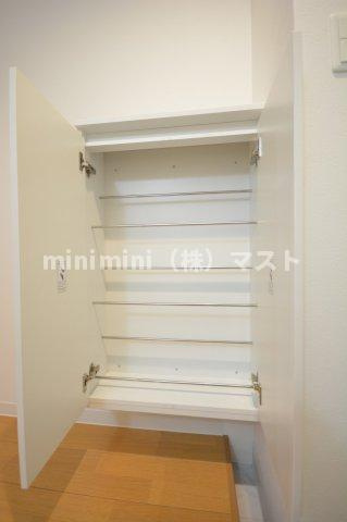 エフエルレジデンス心斎首府の収納