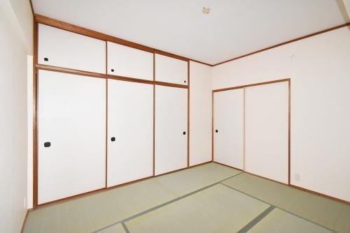 福岡市西区下山門１丁目の賃貸マンションの和室|物件の画像15