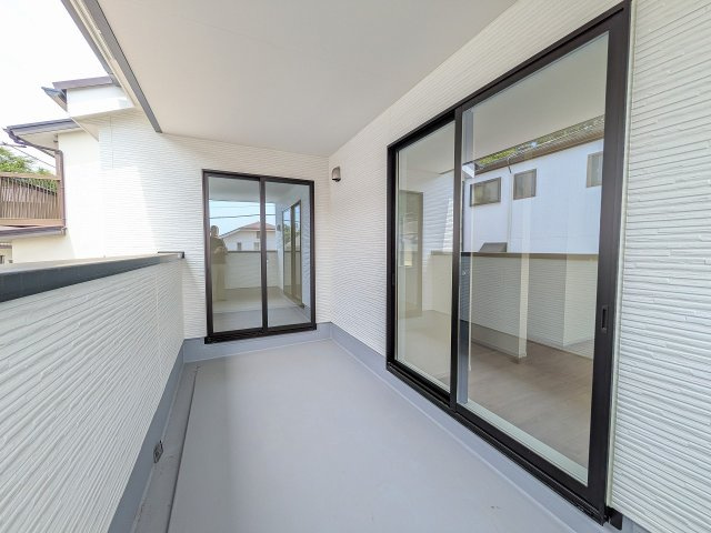 八王子市　丸山町　新築一戸建て　２期のバルコニー|～急な雨も安心のインナーバルコニーです～