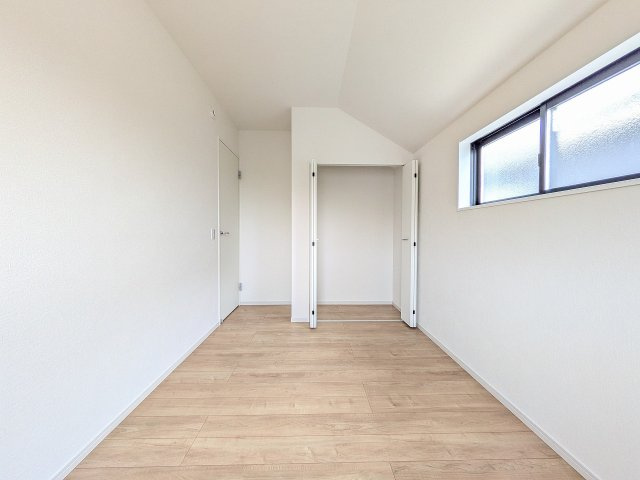 八王子市　丸山町　新築一戸建て　２期の収納|～収納力の高いクローゼット完備～