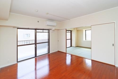 福岡市早良区室見５丁目の賃貸マンションの居間・リビング|物件の画像3