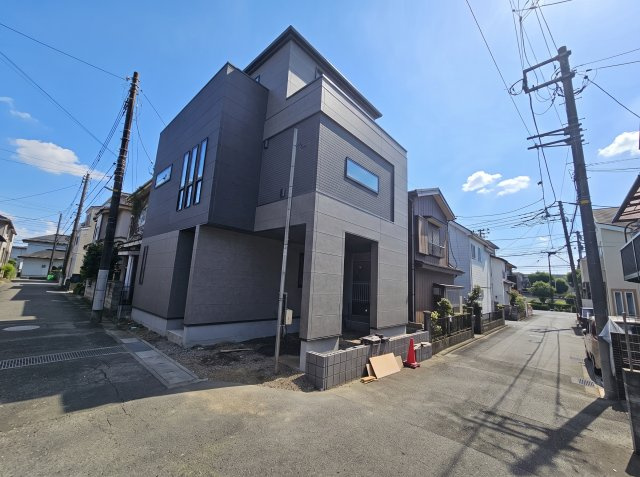 平坦◆角地◆LDK２０帖◆シューズクローク・パントリーなど豊富な収納量～相模台～