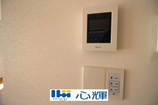【セキュリティ】 | サンコート山口市平井（２号地） | 家事動線を考慮した個所に設置し、防犯性と利便性に優れ快適と安らぎを合わせた優しい設計。
