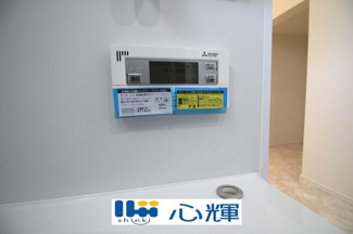 【設備】 | サンコート山口市平井（２号地） | 浴室内の給湯器リモコンです。直感的にわかるパネル設計なので操作も簡単です。