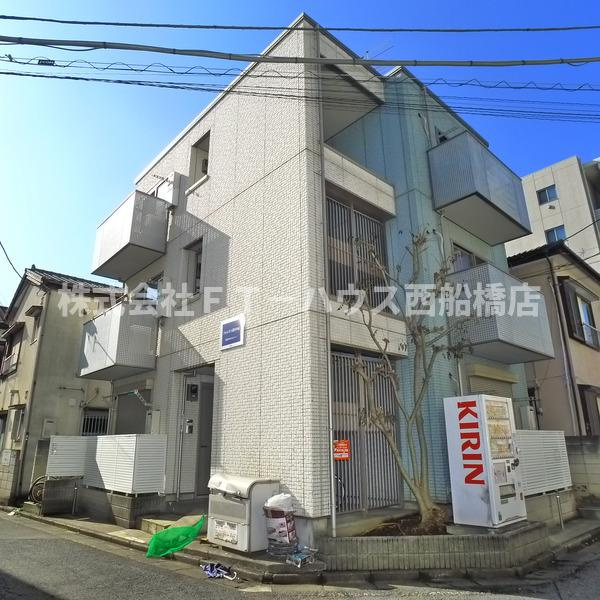 フォレスト原木中山の外観