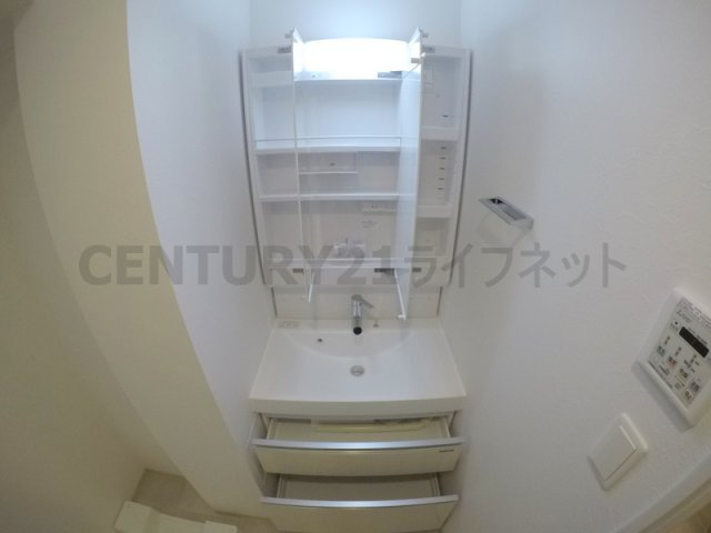 【独立洗面台】 | グランカーサ新大阪サウス