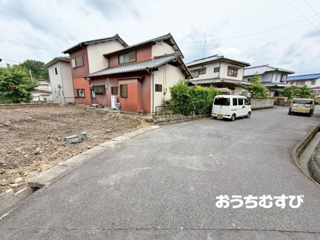 春日井市神屋町1602番(全1棟)の前面道路含む現地写真