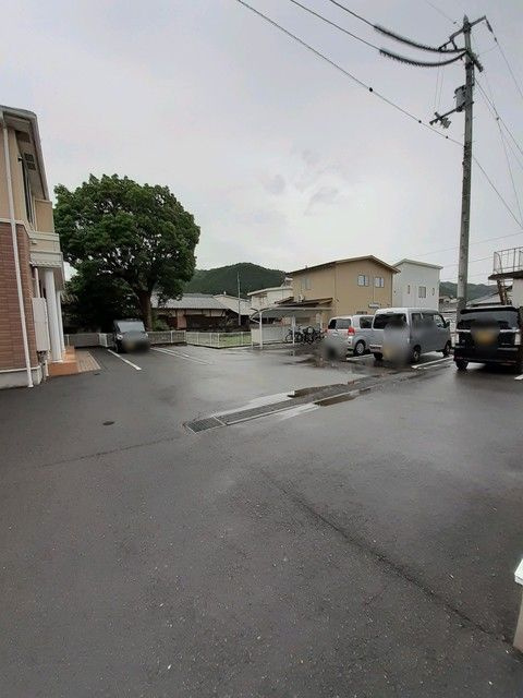 プランド－ル　Ｍ　Ｂの駐車場
