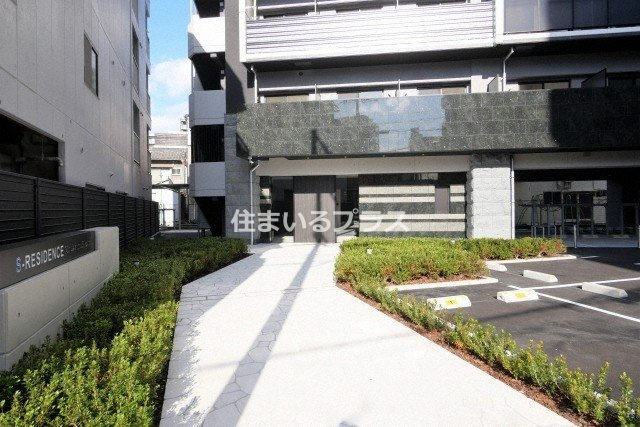 S-RESIDENCE都島Elegantの駐車場