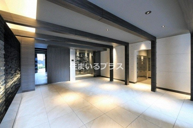 S-RESIDENCE都島Elegantのロビー