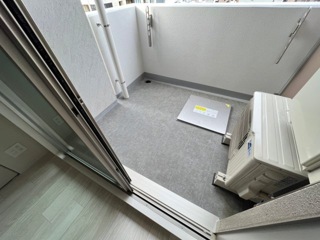 アーバネックス心斎橋EASTのバルコニー