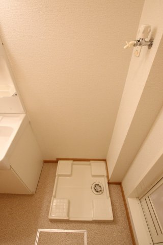 【設備】 | クリスタルブライト | 室内洗濯機置き場