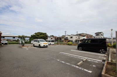 【駐車場】 | クリスタルブライト