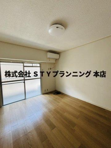 仲介手数料0円！千寿ビルの洋室