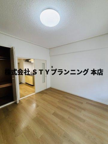 仲介手数料0円！千寿ビルの洋室