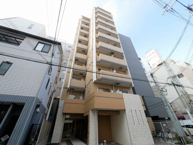 トモ南堀江の外観