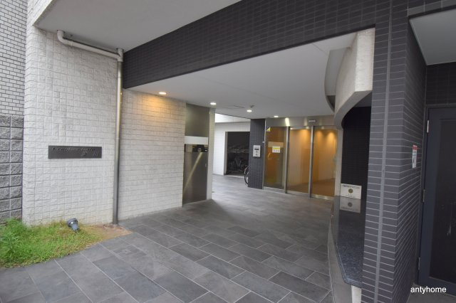 フロンティアゲート淀川　仲介手数料無料のエントランス