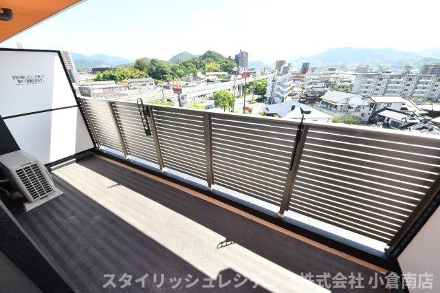 コンダクトレジデンスTOKURIKIのバルコニー