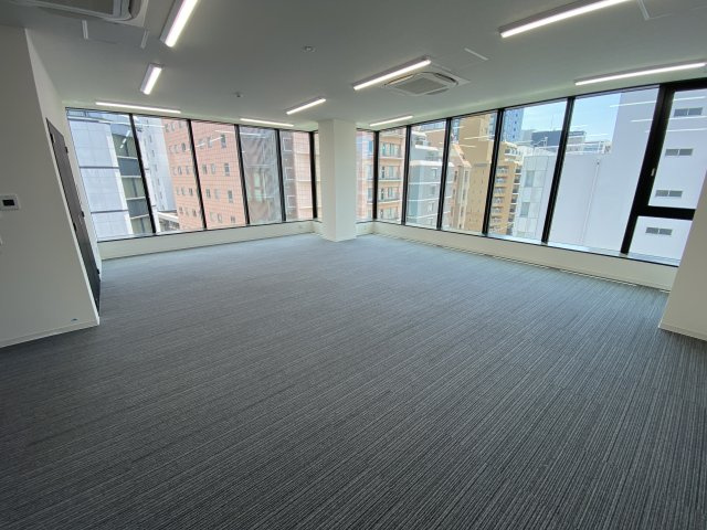 NLCソフト新大阪の内装|室内