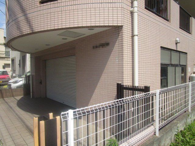 藤沢市長後の倉庫