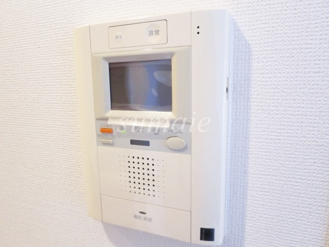 クロスレジデンス東十条のセキュリティ|モニタ付インターホン完備です☆